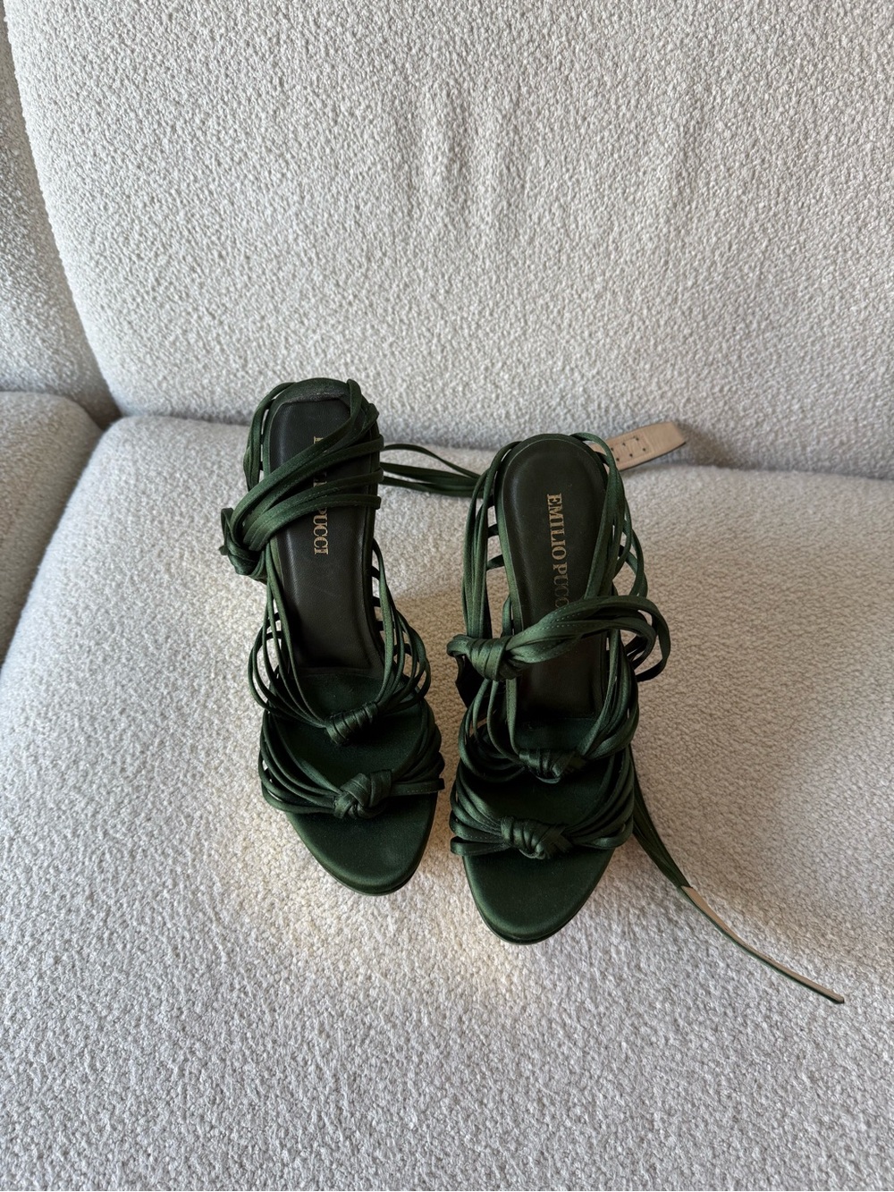 Emilio Pucci green 2013 vintage platform heels. Runs small. Size 38 - Picture 3 of 6